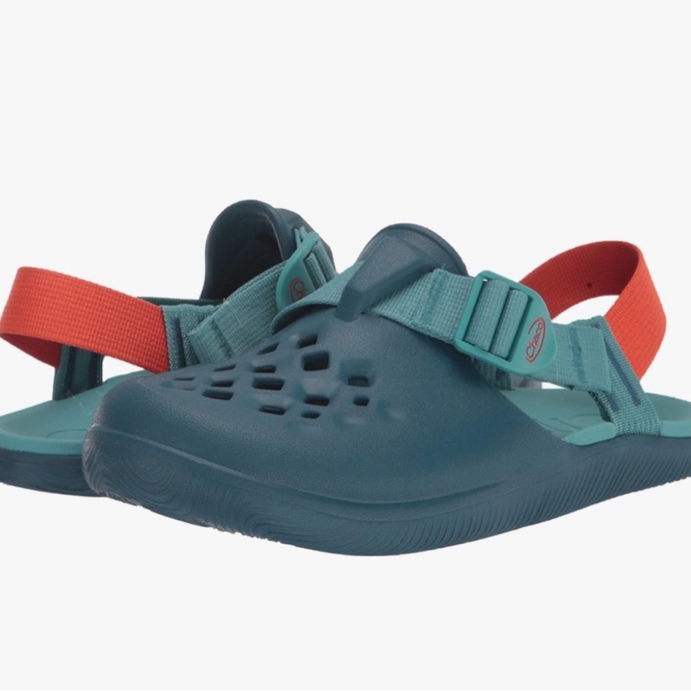 Chaco women’s 8 Sandals - Teal and Red